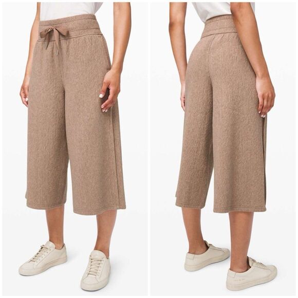 Lululemon Retreat Yourself Crop Heathered Soft Sand Textured Wide-Leg Pants 12 - Picture 1 of 8